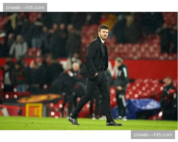 曼联主场复仇热刺2-0，卡里克四连胜重塑红魔